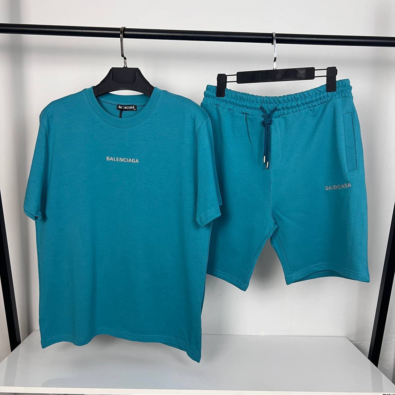 Balenciaga-shirt & Shorts set